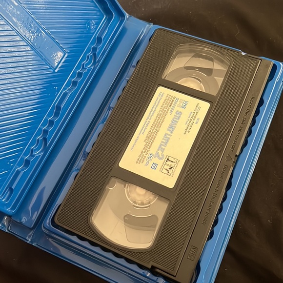 Stuart Little 2 VHS - Picture 2 of 3